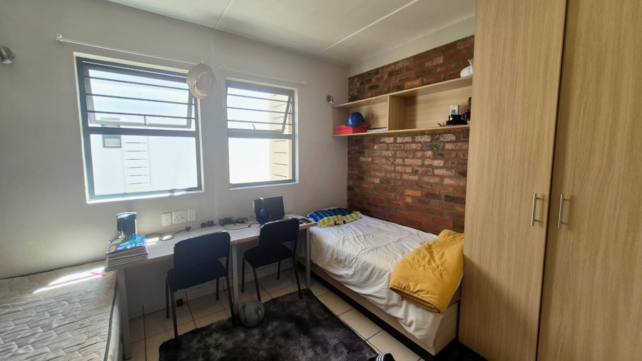 4 Bedroom Property for Sale in Die Bult North West